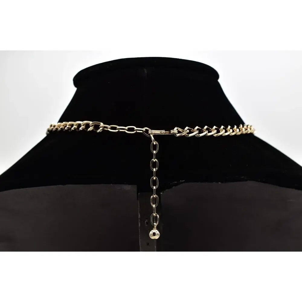 Vintage Elizabeth II Gratia Regina Pendant Necklace Gold Tone Chain Wood BinBD